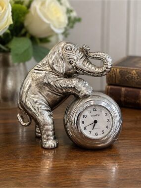 Vintage Timex Elephant Ball Miniature Desk Clock Silver Tone Quartz Safari